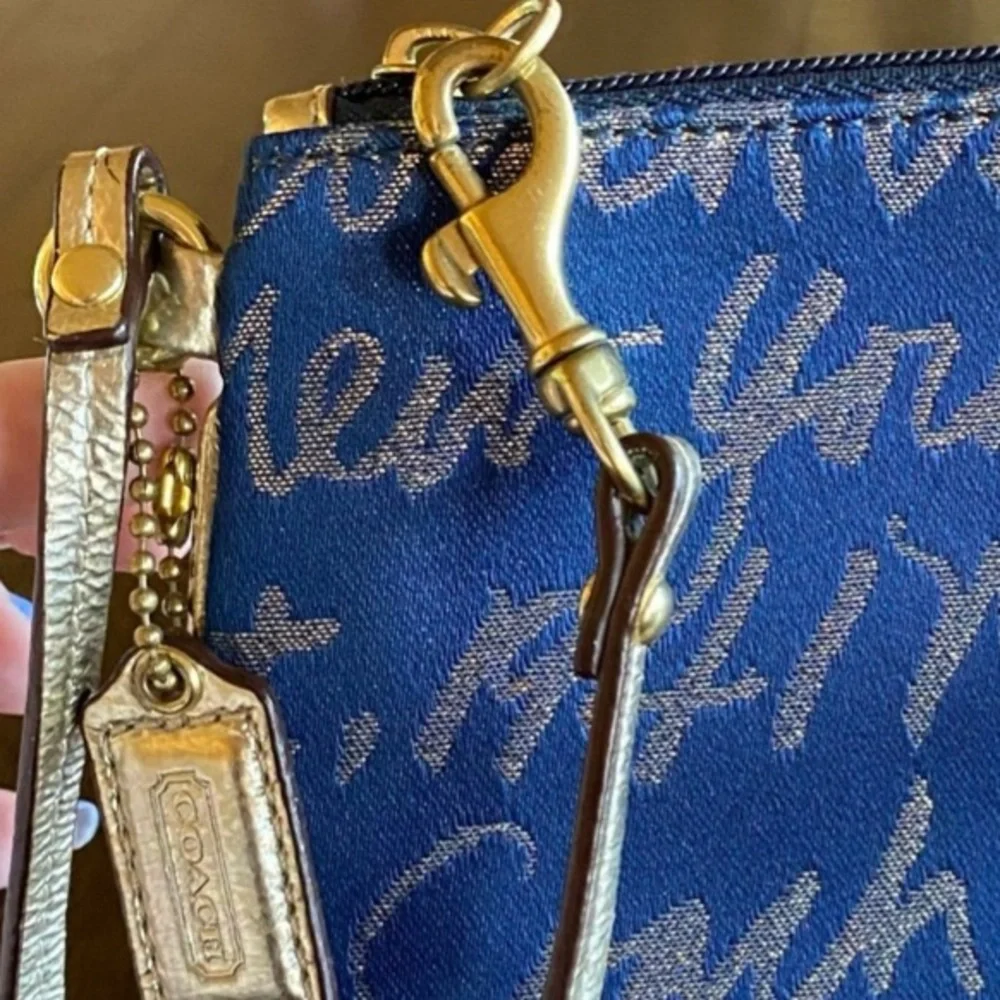 Coach elegant wristlet