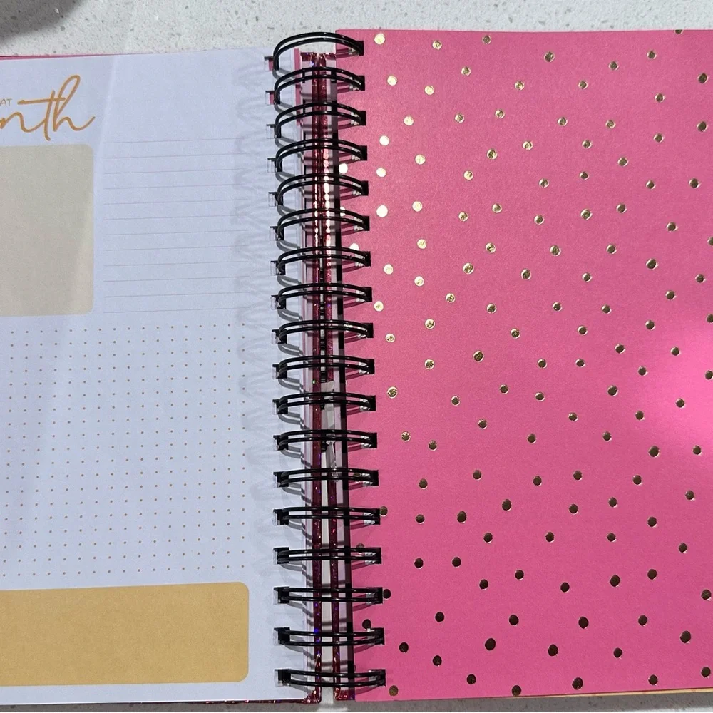 N/A vibrant glitter
