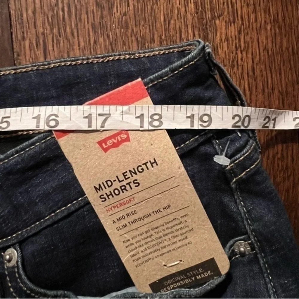 Levis size 20