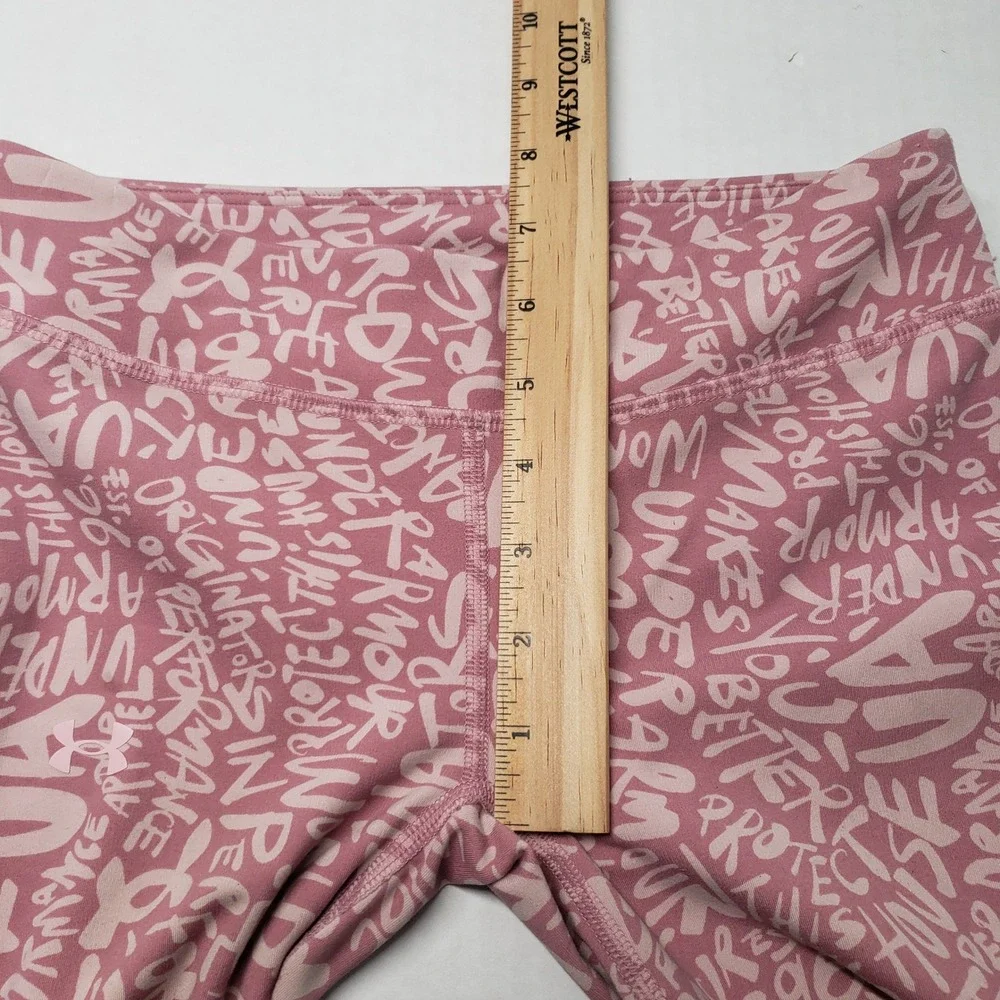 Under Armour Capri Leggings Girls Large Pink Graphic Print Logo Athletic Workout