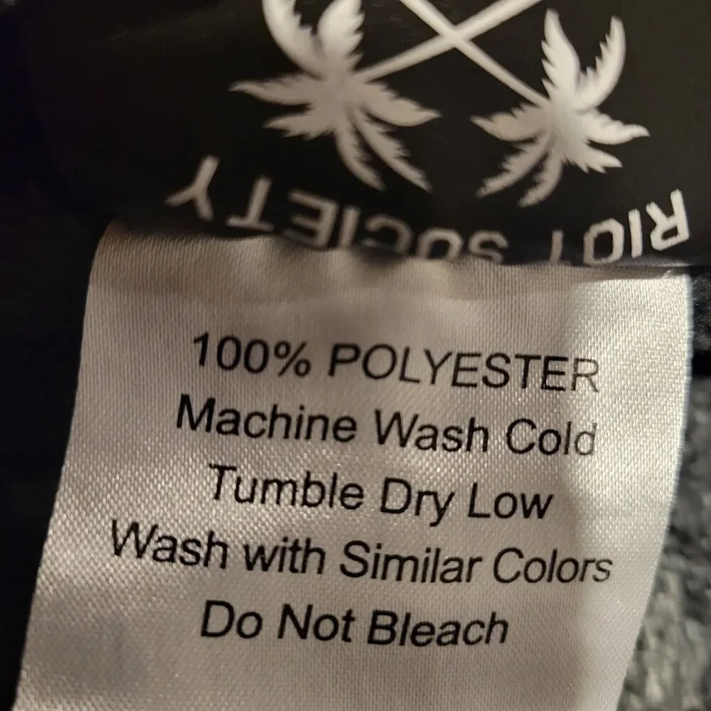 riot society light geisha leave