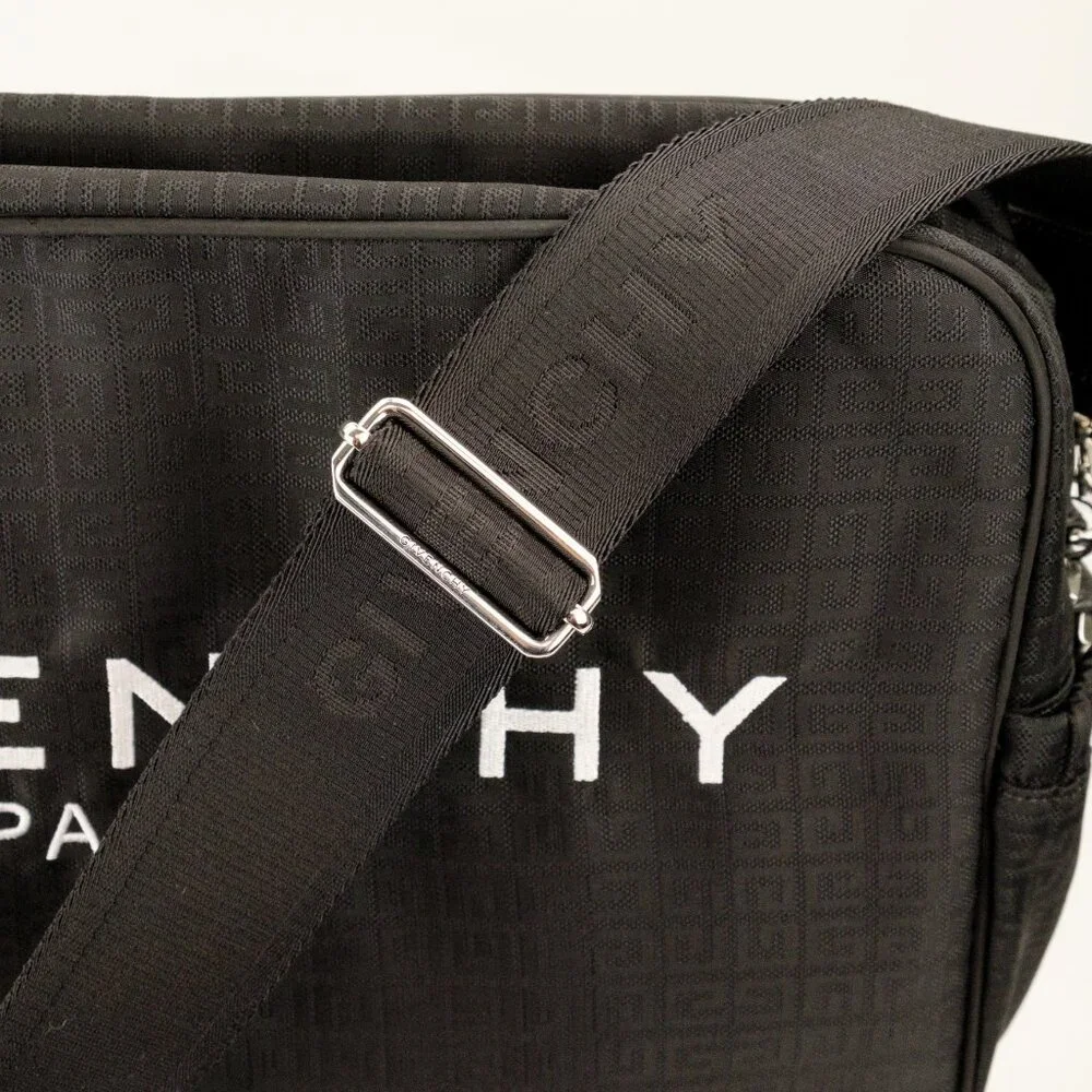 Givenchy nwt new