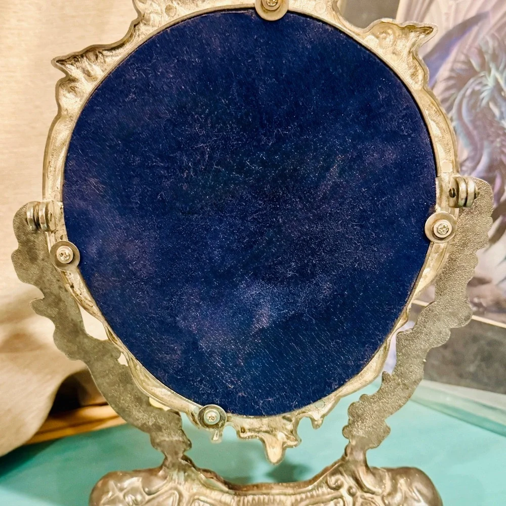 N/A vintage ornate