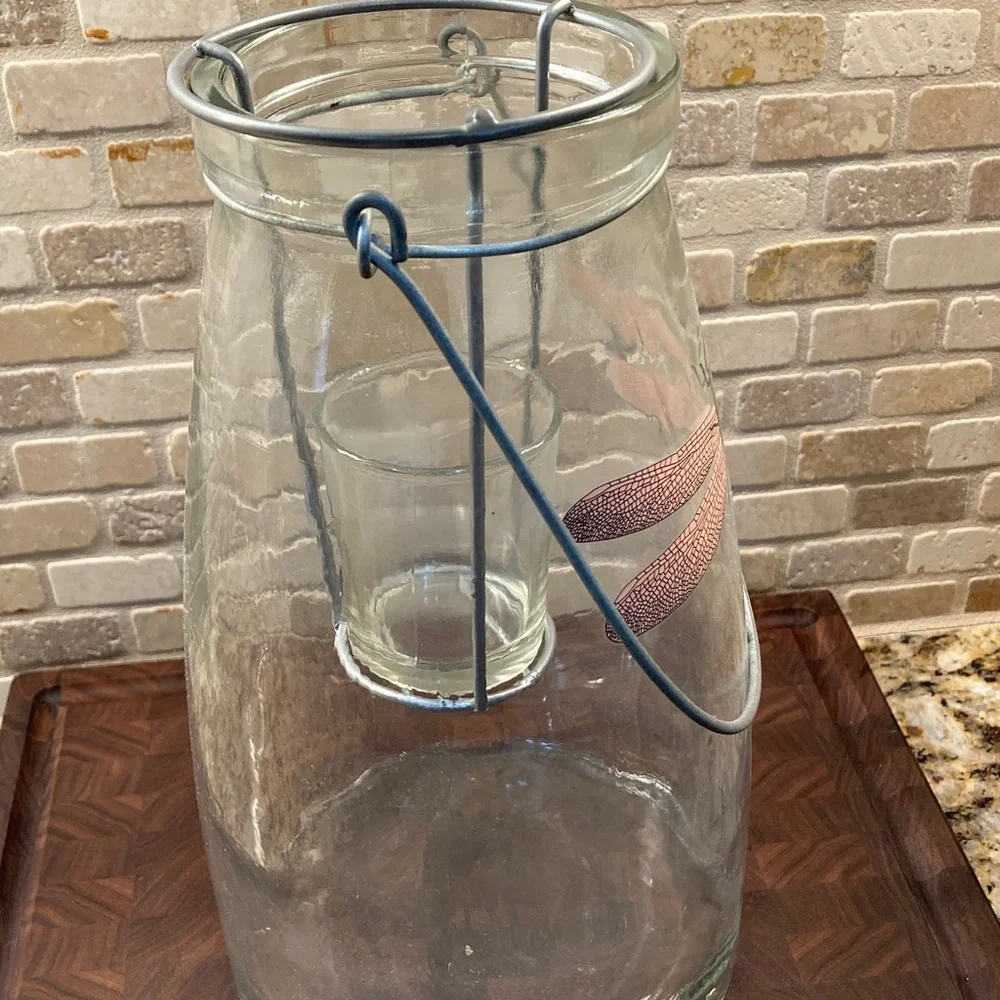 N/A glass lantern