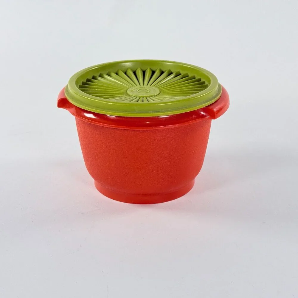 Vintage Tupperware Red Bowl Green Seal Sunburst Lid 886-18 Durable Plastic