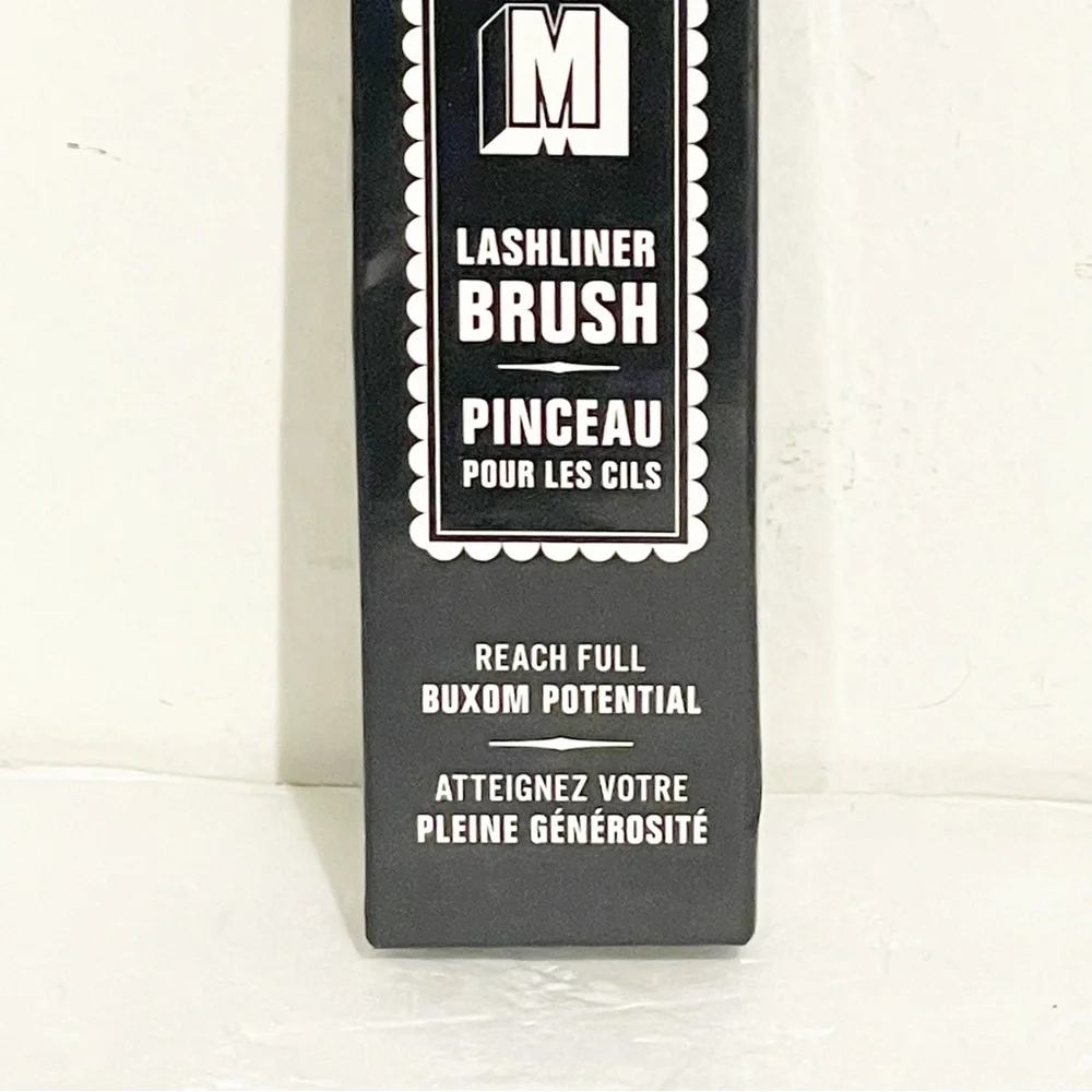 Buxom lash liner