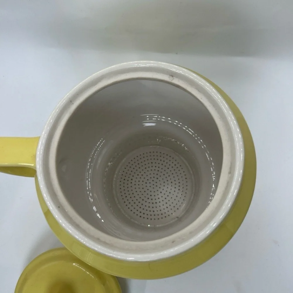 N/A yellow ceramic