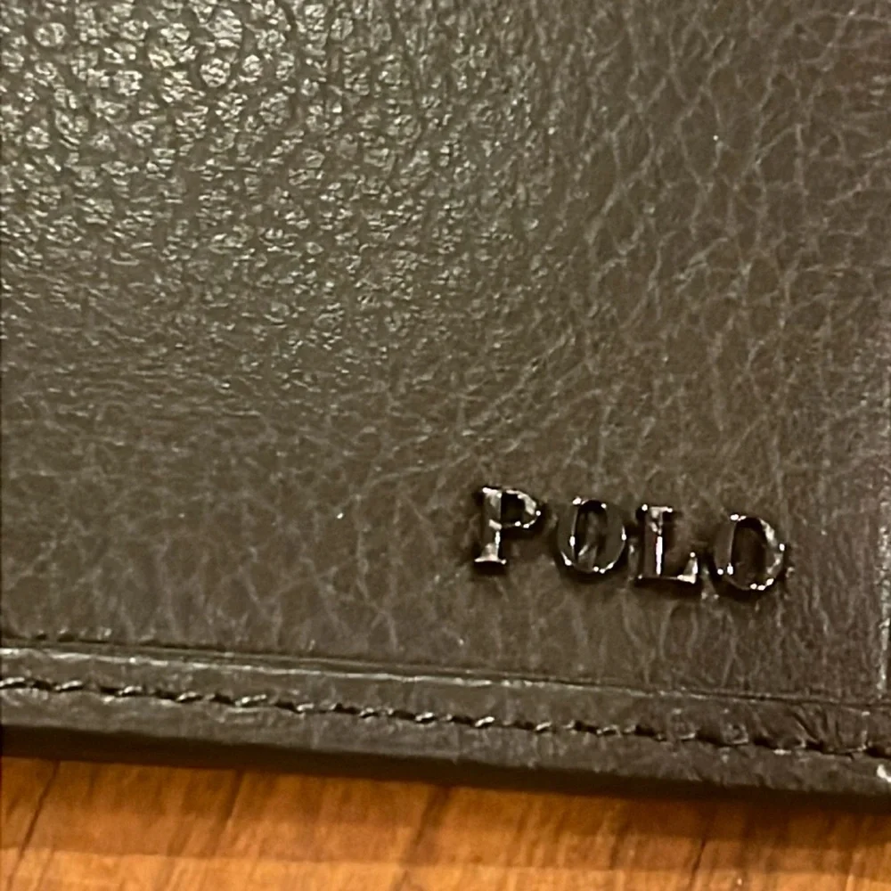 Polo Ralph Lauren authentic item
