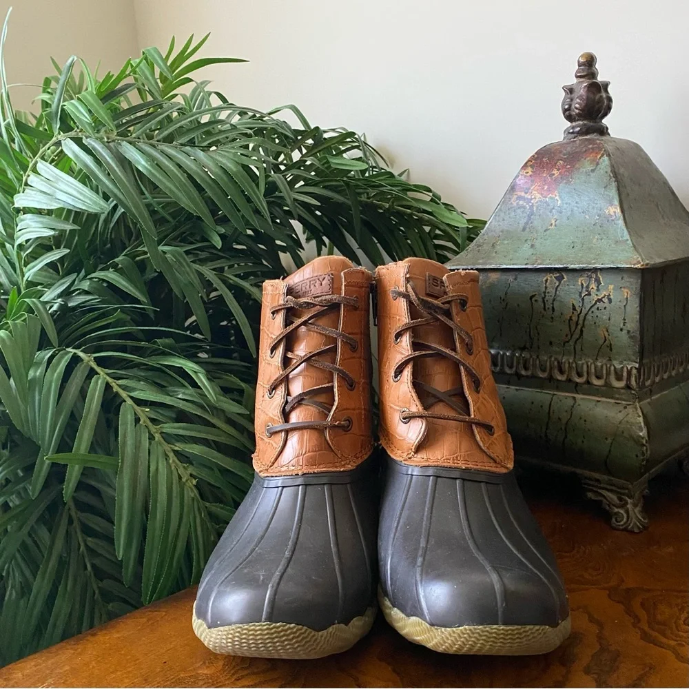 sperry women
