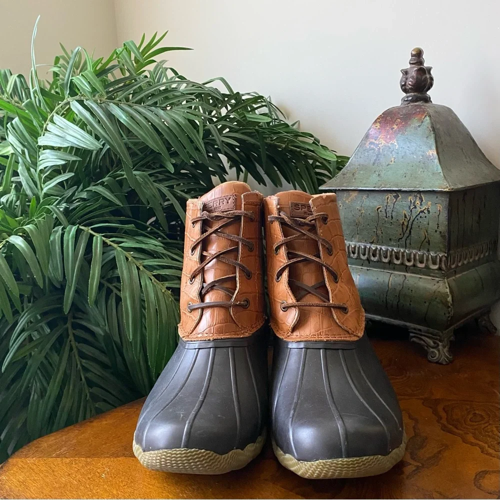 sperry women