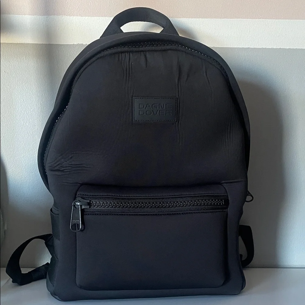 Good condition Dagne Dover Medium Dakota Neoprene Backpack for women