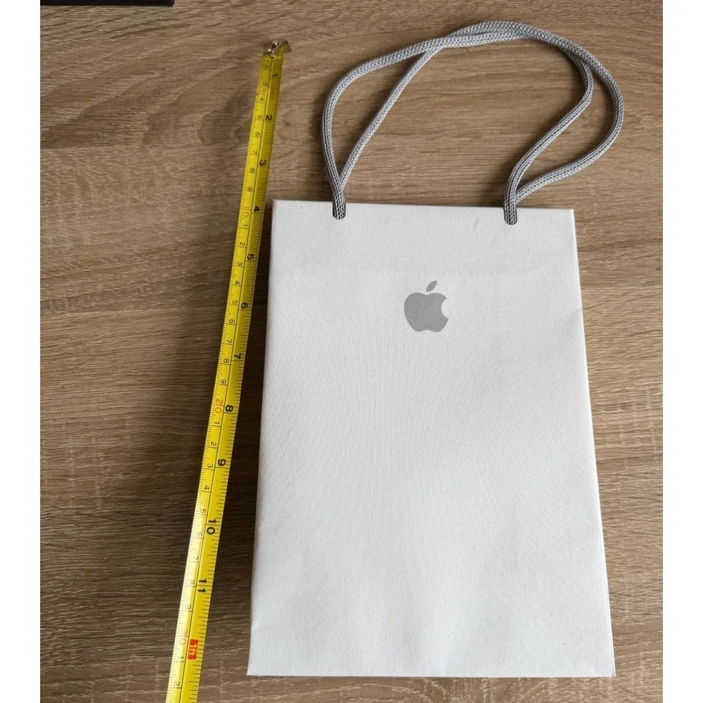 Apple excellent like
