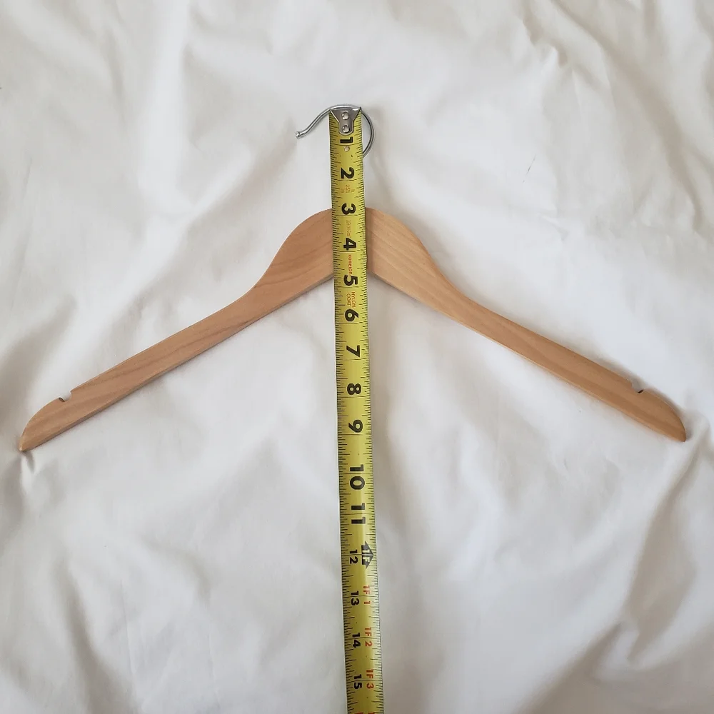 N/A elegant wooden