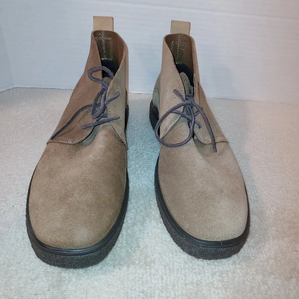 ECCO Men's Crepetray Chukka Boot size 11