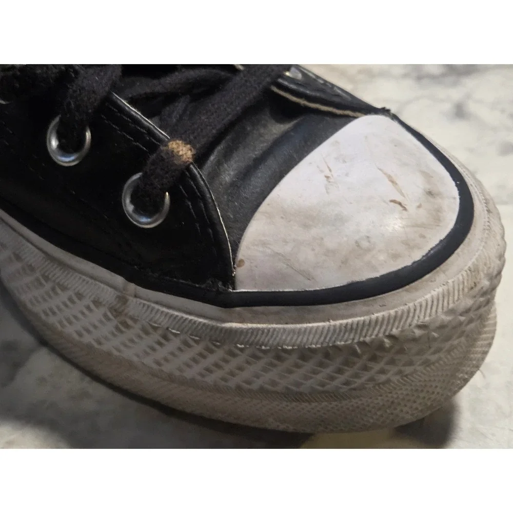 Converse Chuck Taylor no holes