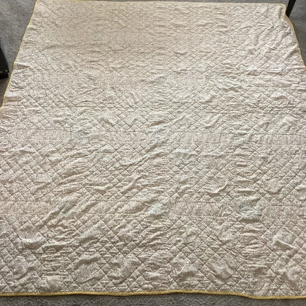 Vintage approx 76’x87”