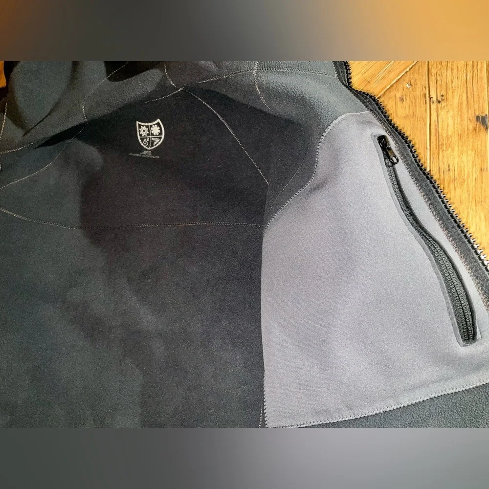 STORMR Typhoon neoprene jacket - size medium - fishing, hunting, hiking, etc.