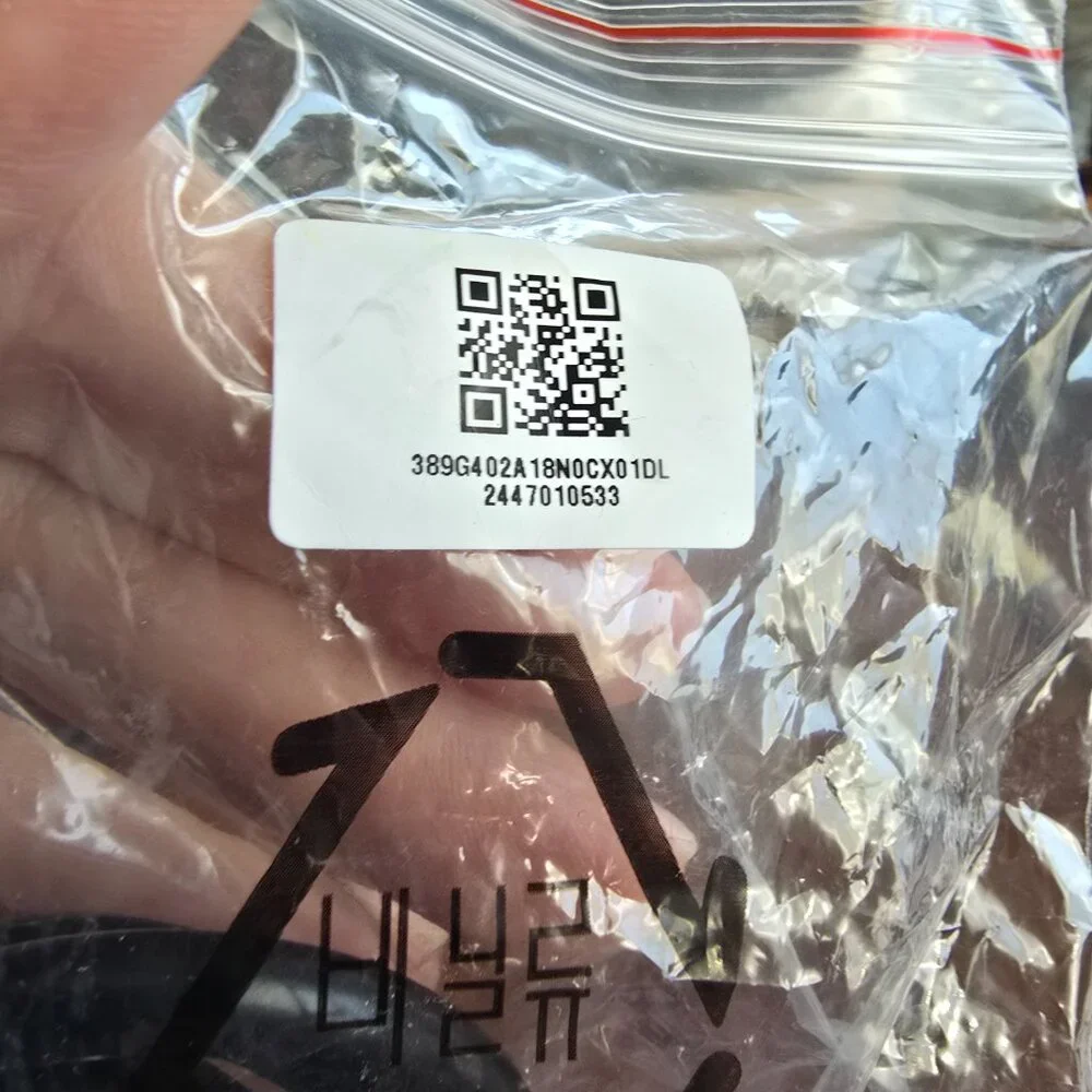 None plug ac connector