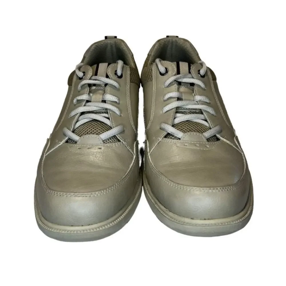 Nunn Bush step into