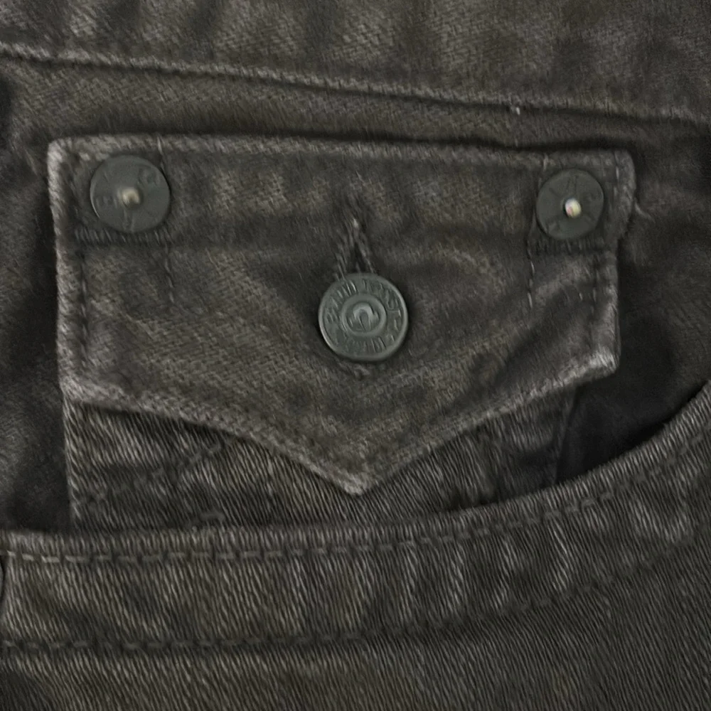 True Religion color black