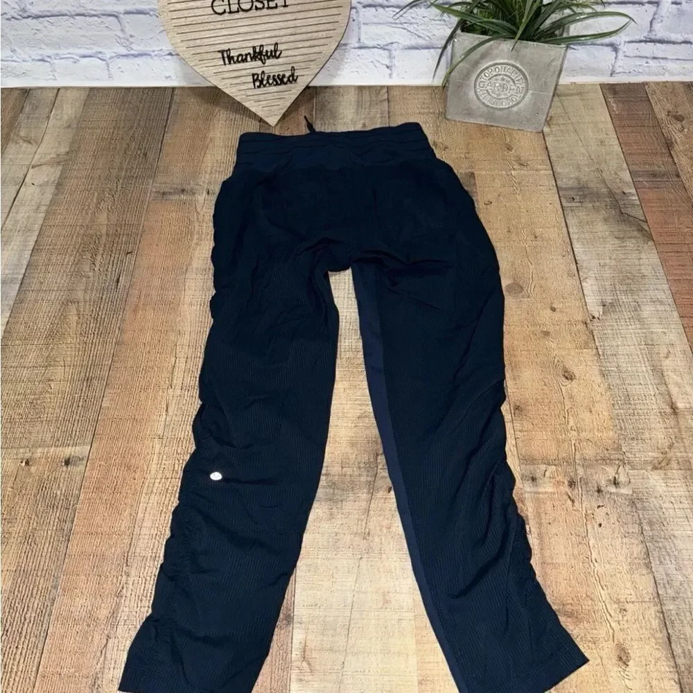 lululemon athletica exact w5j84s however