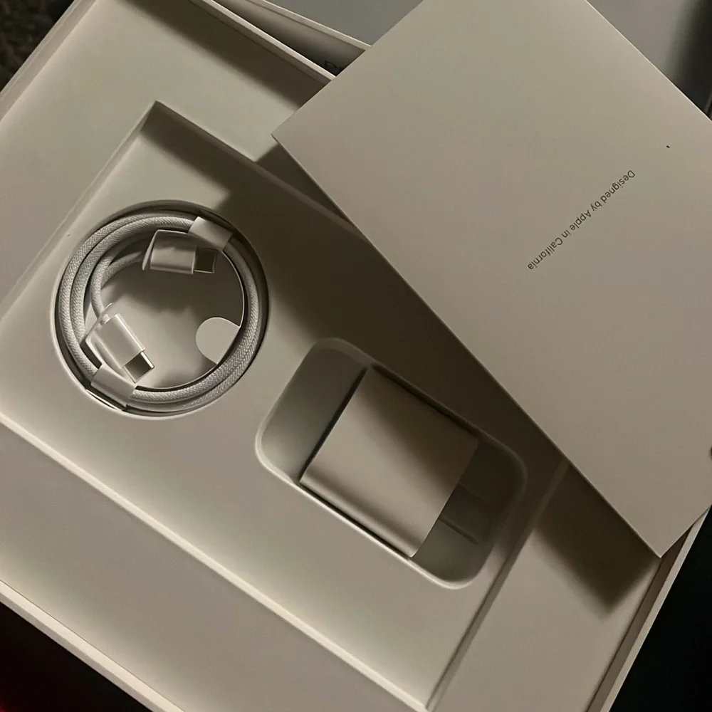 Apple sleek gray