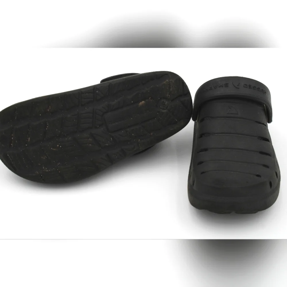 Rugged Shark Toddler Clog Shoes | Size 9