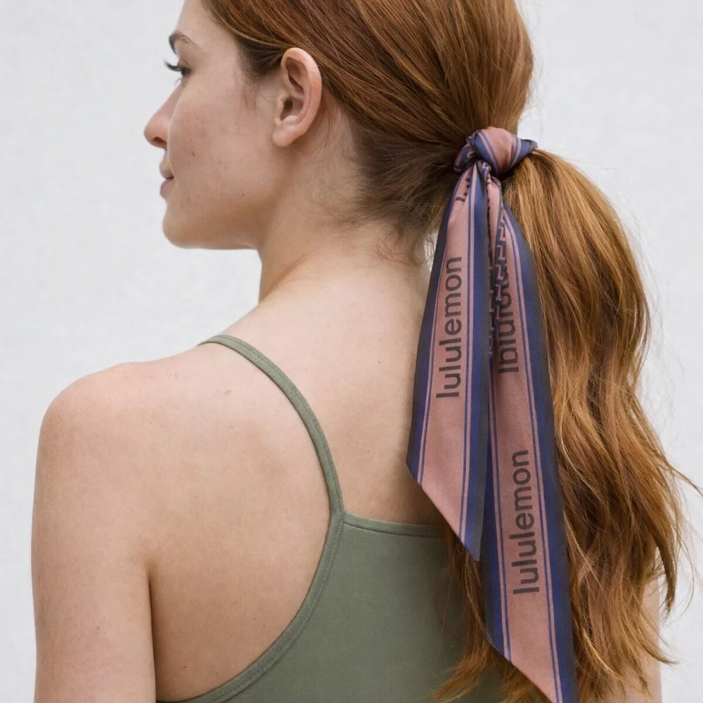 Lululemon Satin Skinny Scarf – Night Disrupt Terra, NIB