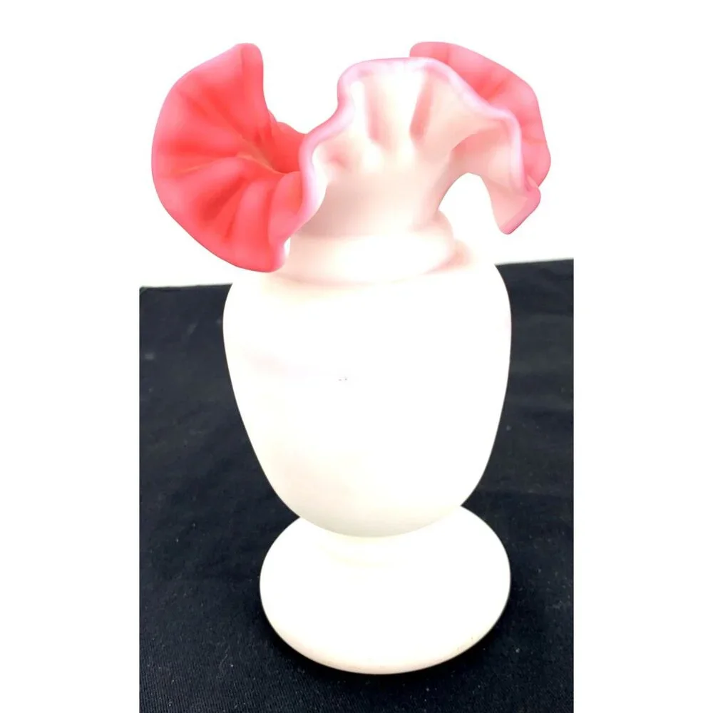 Fenton Vase Satin Glass White Pink Ruffled Edge Melon 7
