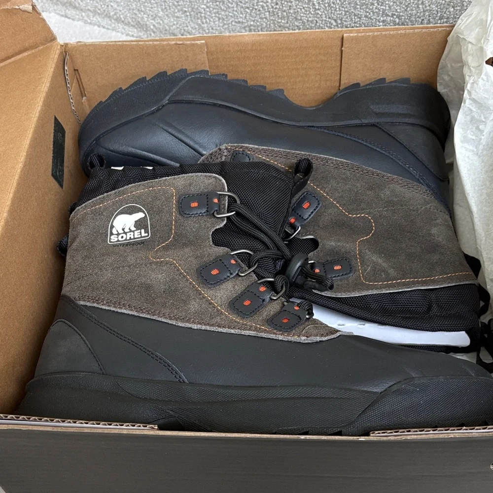 Sorel up xt boots