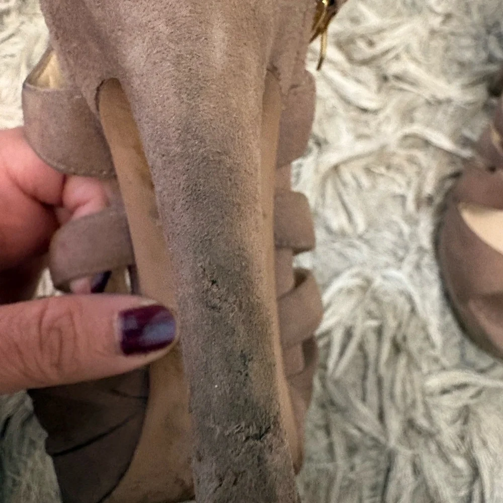 chic brown