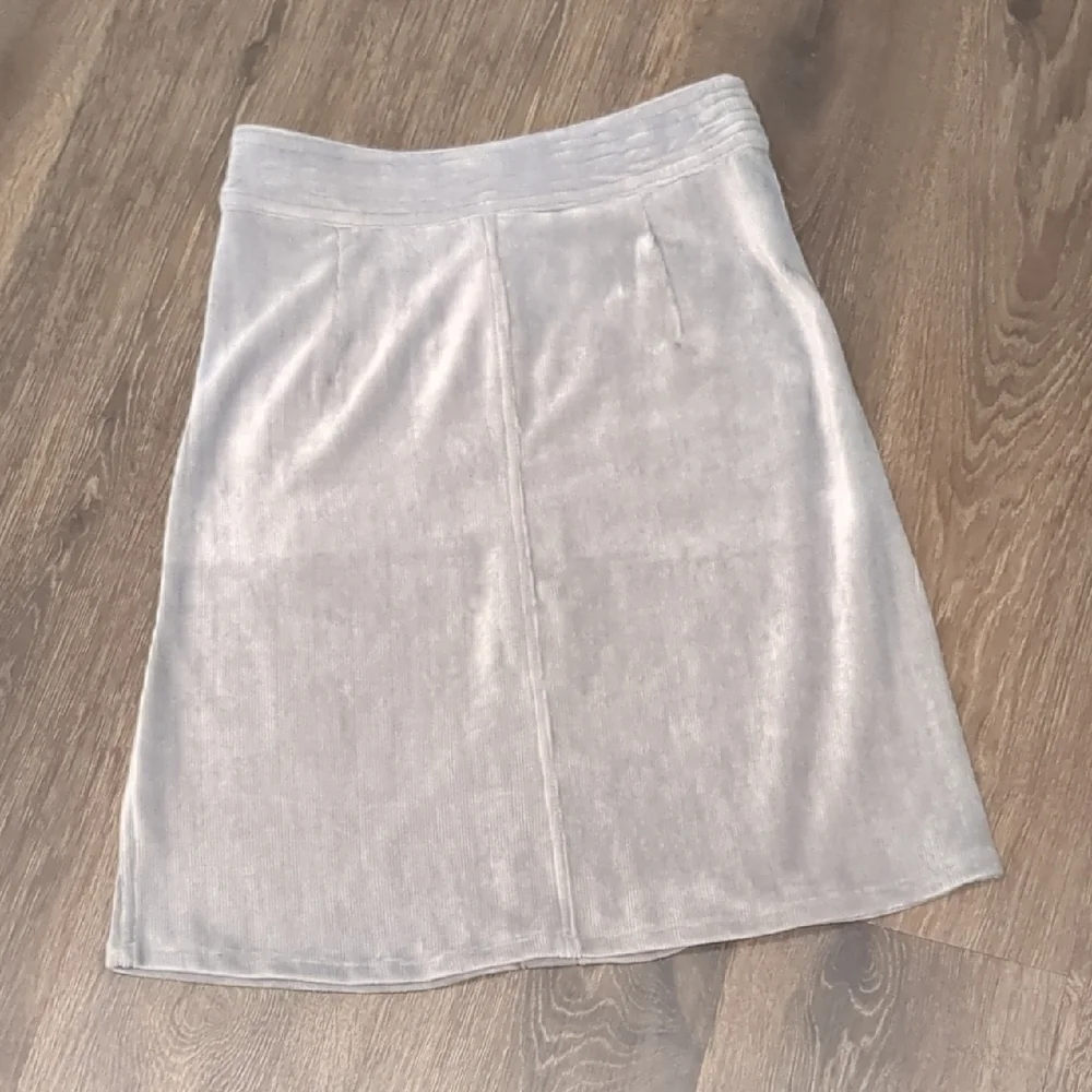 Agnes & Dora chic line