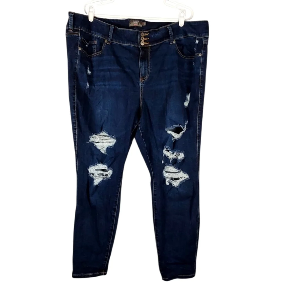Torrid  Super Soft  Destructed Jegging