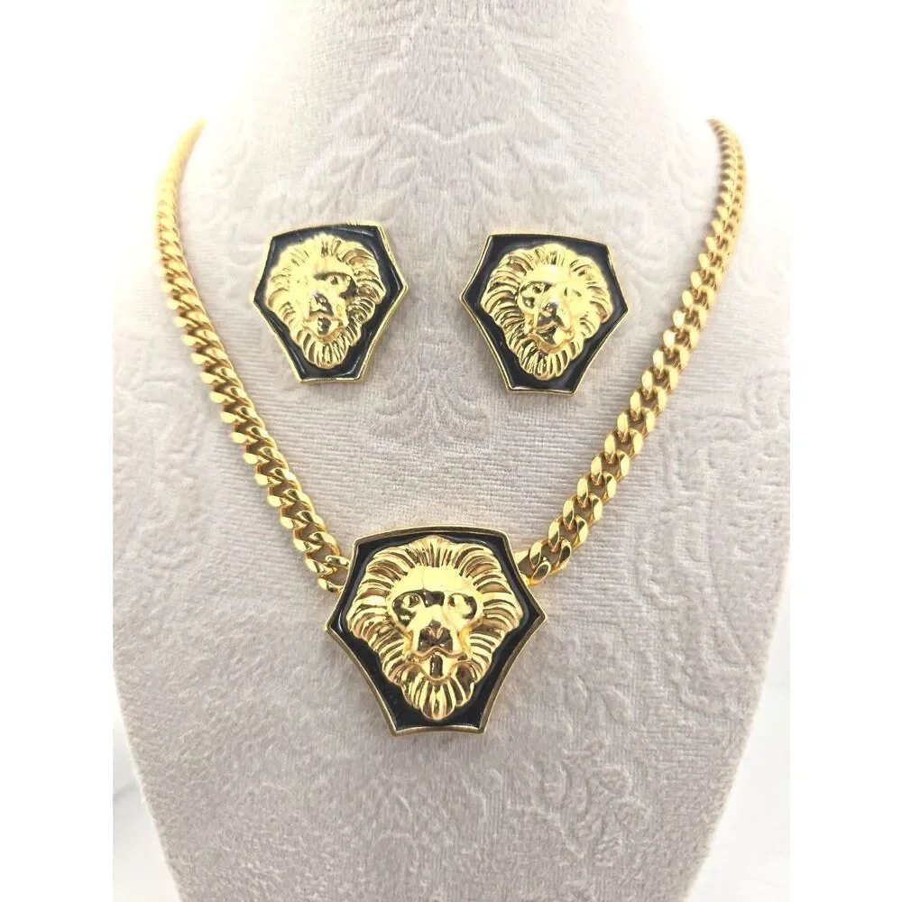 Vintage Lion Head Earrings Necklace Set Gold Tone 18