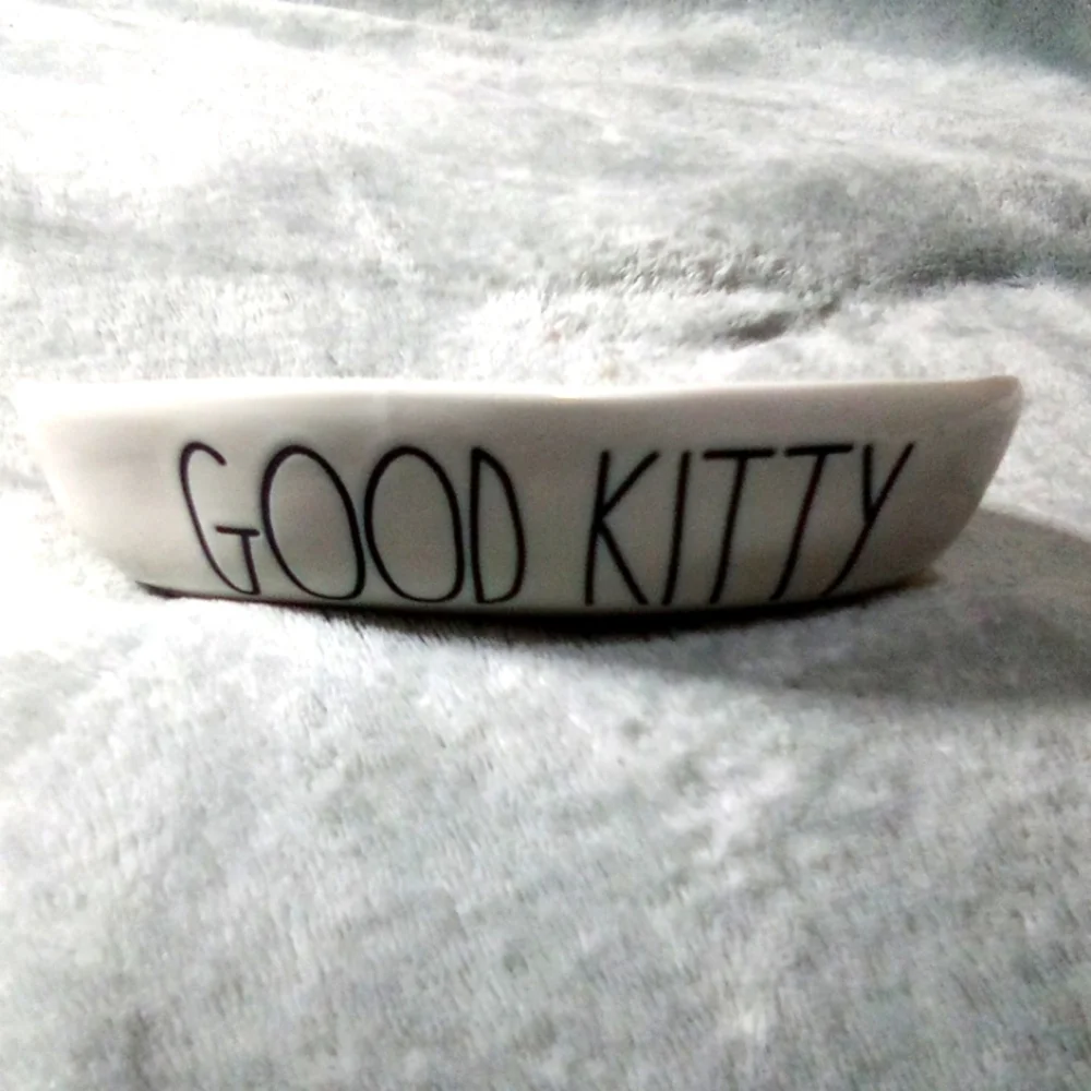 Rae Dunn cute bowl