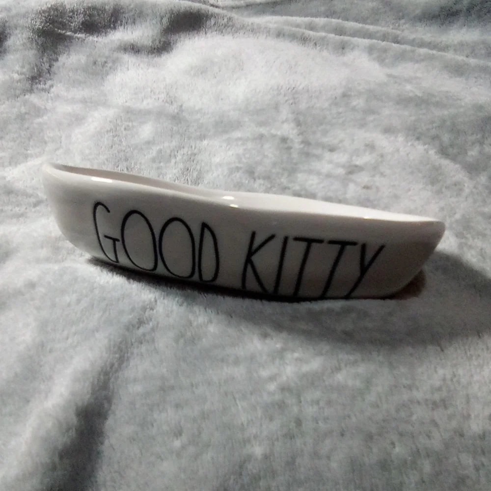 Rae Dunn cute bowl