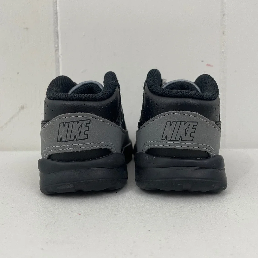 Nike these infant