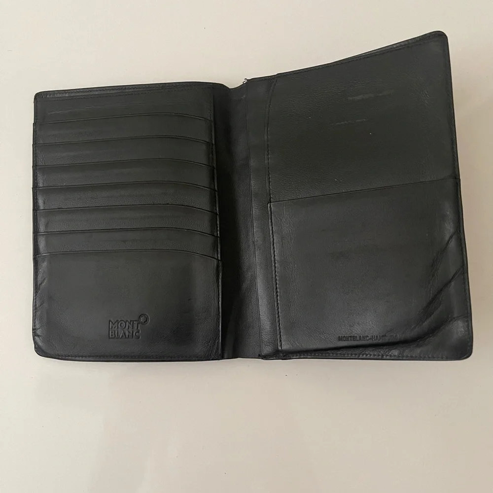 Mont Blanc sophisticated black