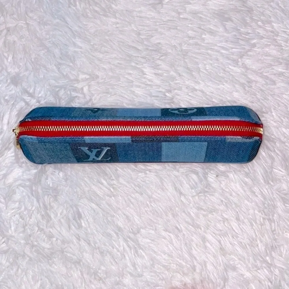 Louis Vuitton full inclusion
