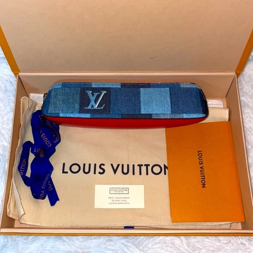 Louis Vuitton full inclusion