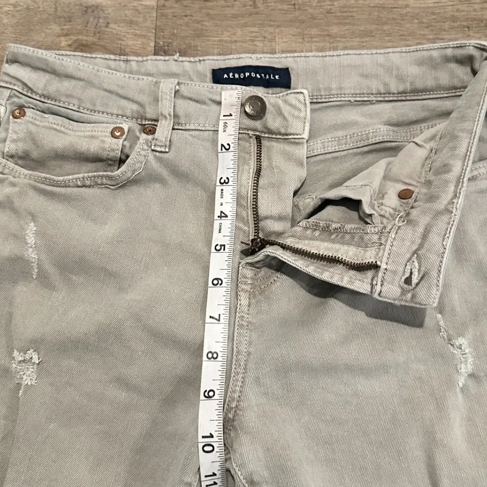 Aeropostale slim cutoff
