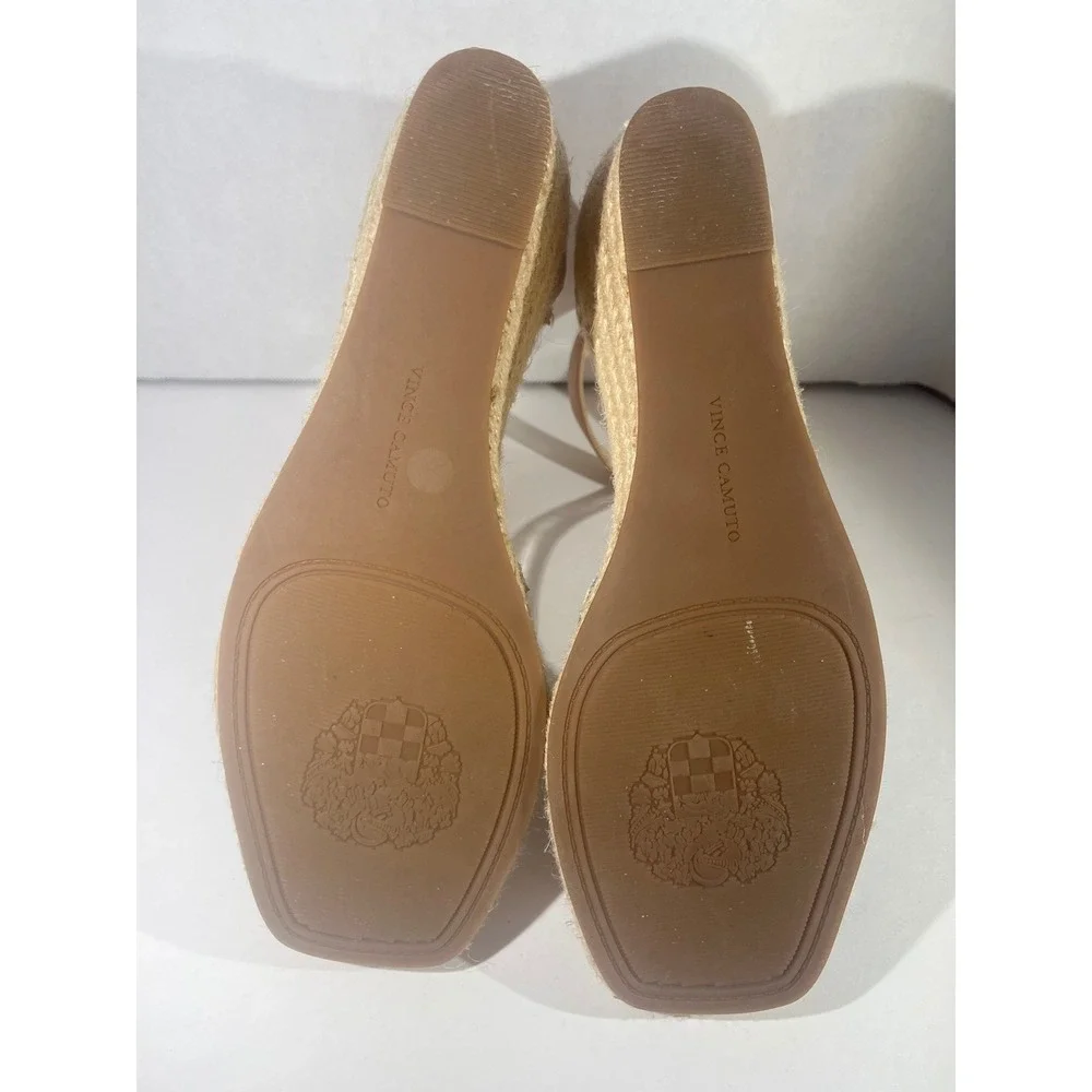 Vince Camuto vince camuto