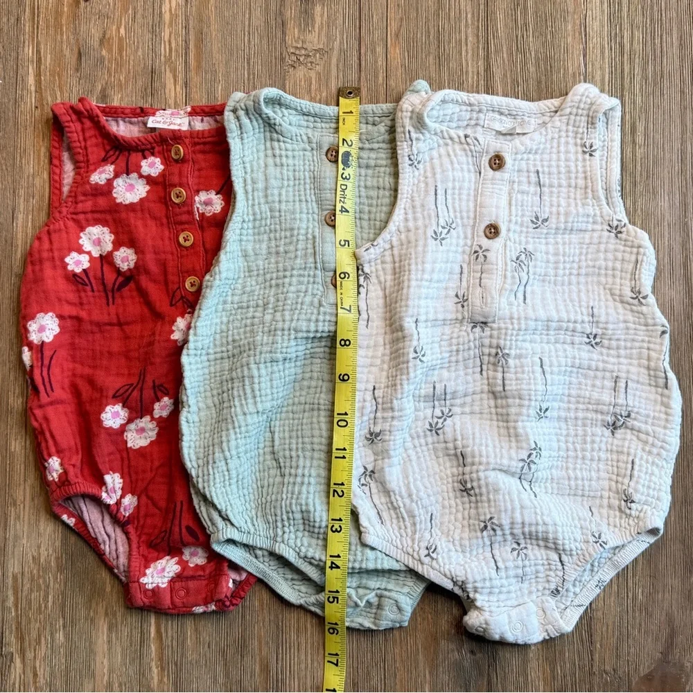Grayson Collective adorable sleeveless