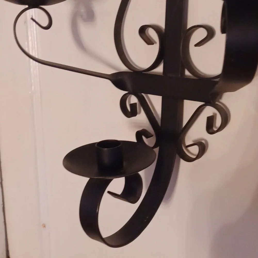 Home Interiors stylish black