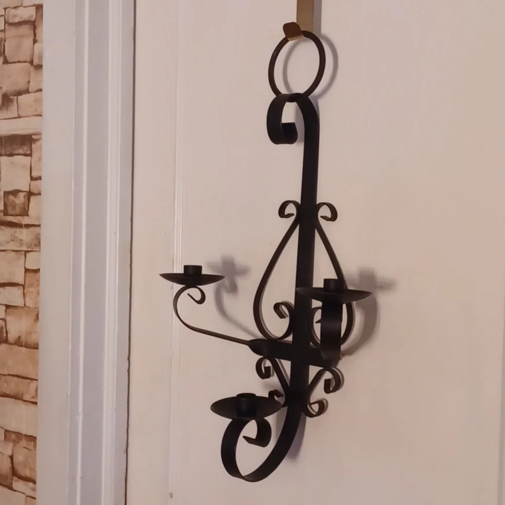 Home Interiors stylish black