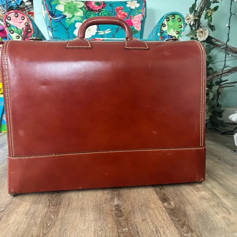 Classic Tan Leather Briefcase