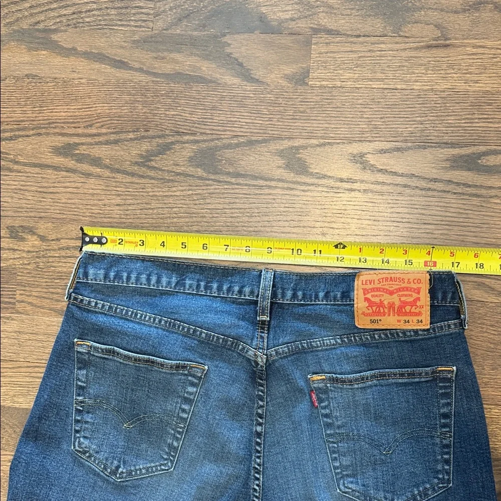 Levis timeless 501