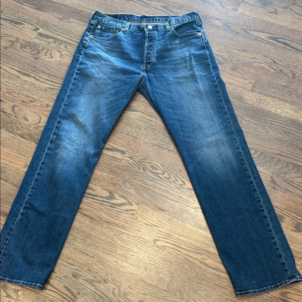 Levis timeless 501