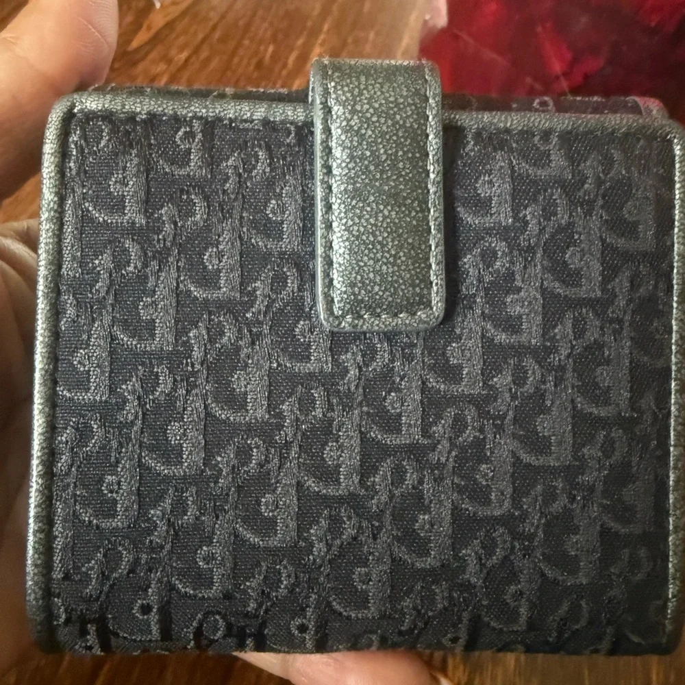 Dior elegant wallet