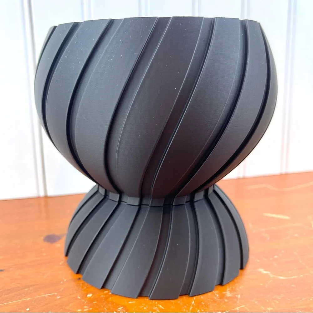 Maki Planter Pot, Indoor Flower Pot w/ Drainage Hole and Drip Tray